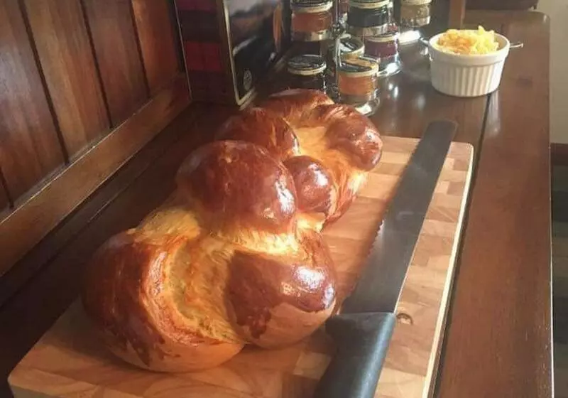 Hotel Eriskay B&b And Aviemore Glamping