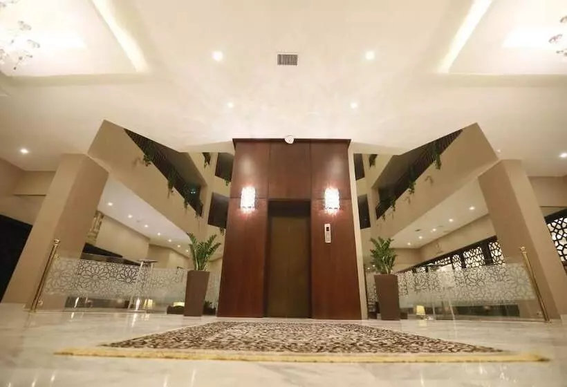 هتل The Signature