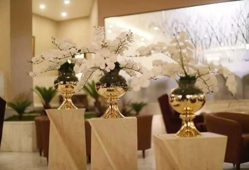 هتل The Signature