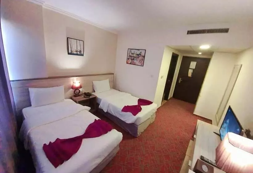 هتل The Signature