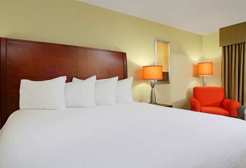 בית מלון כפרי Hilton Garden Inn Columbus Airport