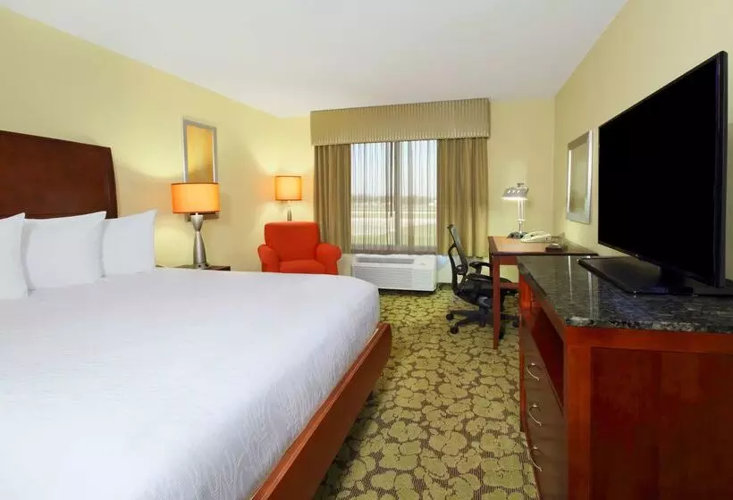 Отель Hilton Garden Inn Columbus Airport