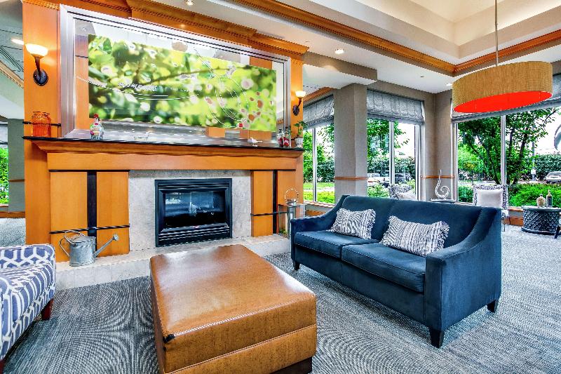 ホテル Hilton Garden Inn Louisville Airport