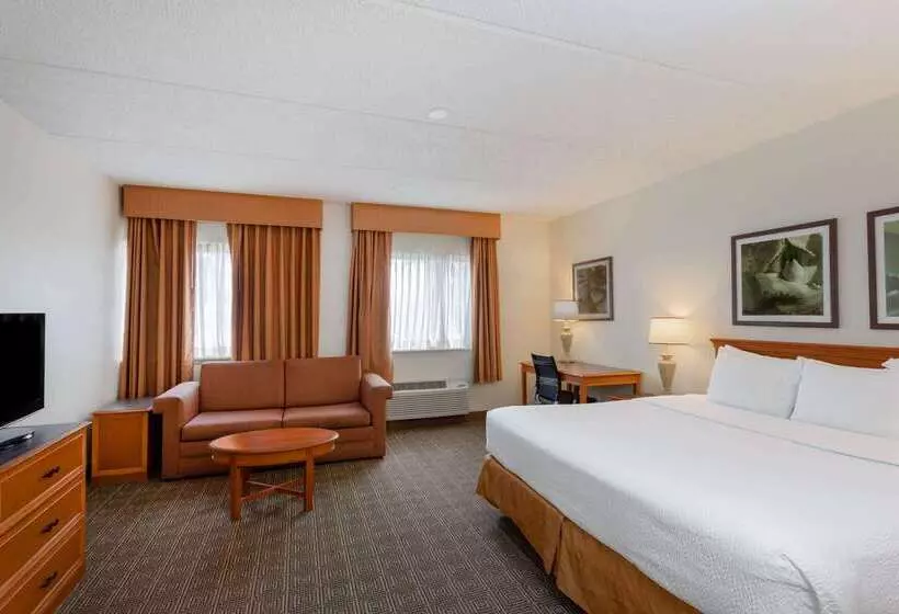 هتل La Quinta Inn & Suites By Wyndham Jacksonville Mandarin