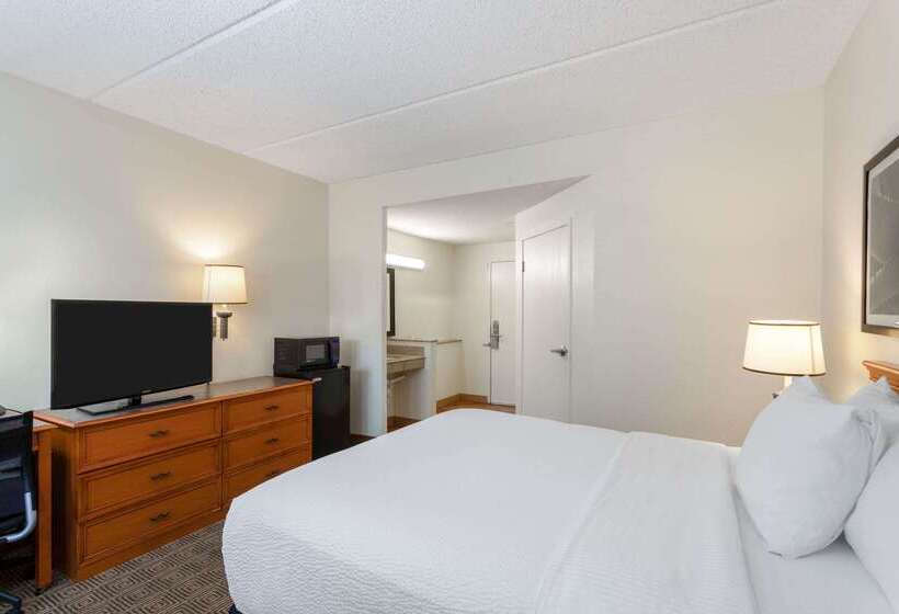 בית מלון כפרי La Quinta Inn & Suites By Wyndham Jacksonville Mandarin