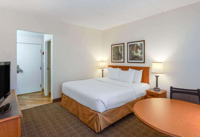 בית מלון כפרי La Quinta Inn & Suites By Wyndham Jacksonville Mandarin