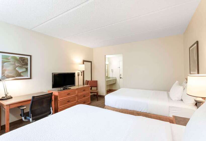 בית מלון כפרי La Quinta Inn & Suites By Wyndham Jacksonville Mandarin