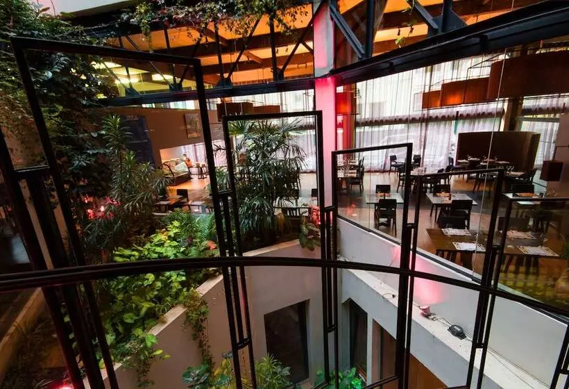 Le Louvre Hotel & Spa