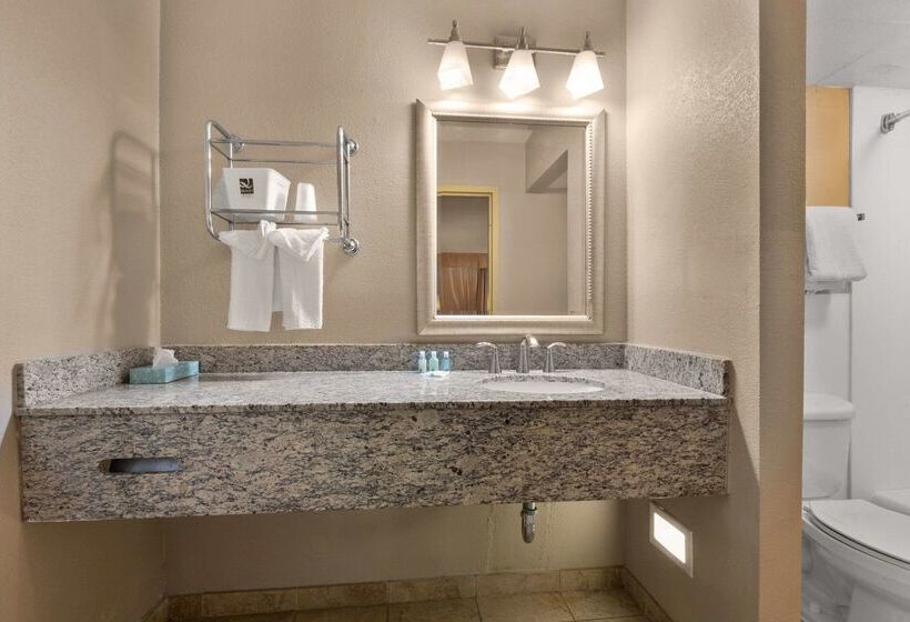 酒店 Quality Inn Wayne Fairfield Area