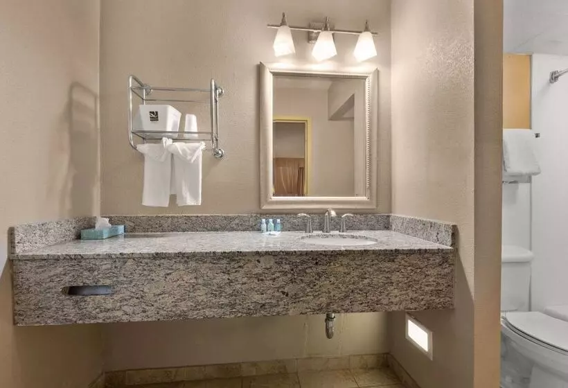 酒店 Quality Inn Wayne  Fairfield Area