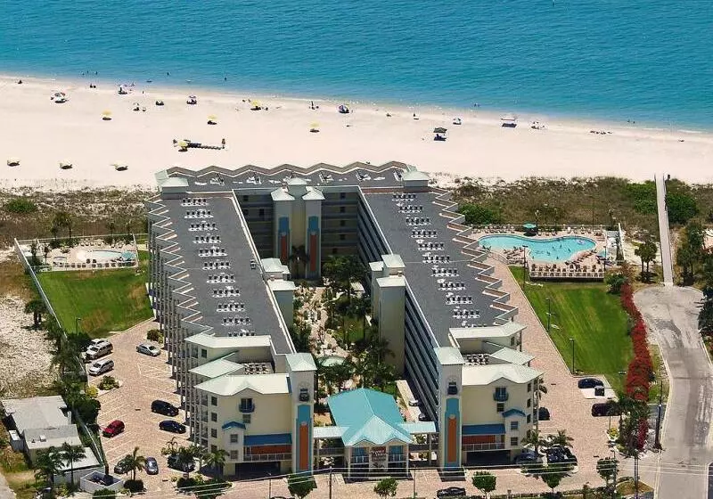 ホテル Sunset Vistas Two Bedroom Beachfront Suites