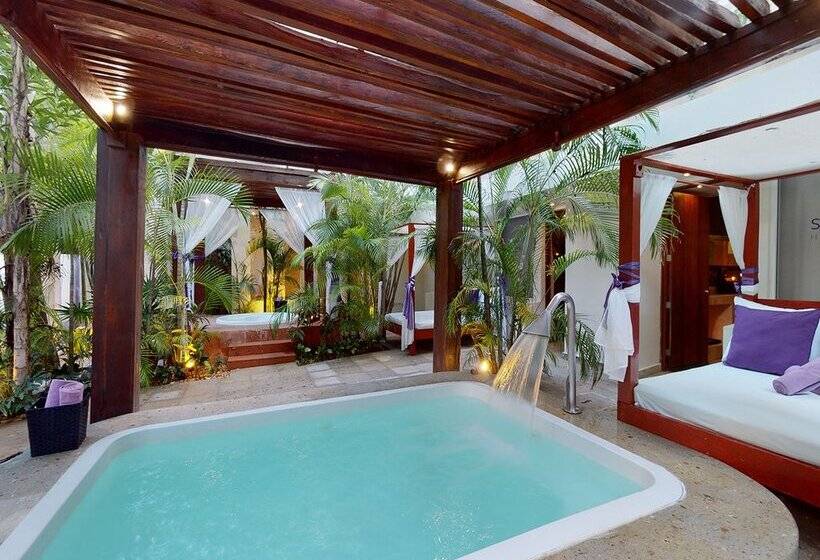 منتجع Grand Oasis Palm