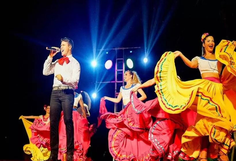 渡假胜地  Grand Oasis Palm