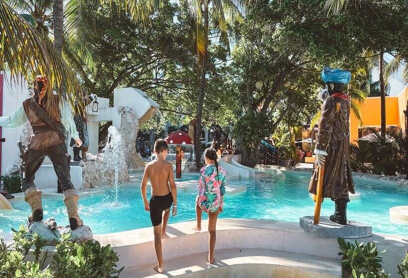 منتجع Grand Oasis Palm