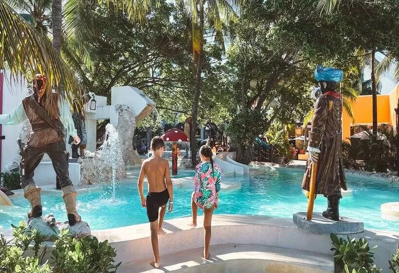 渡假胜地  Grand Oasis Palm