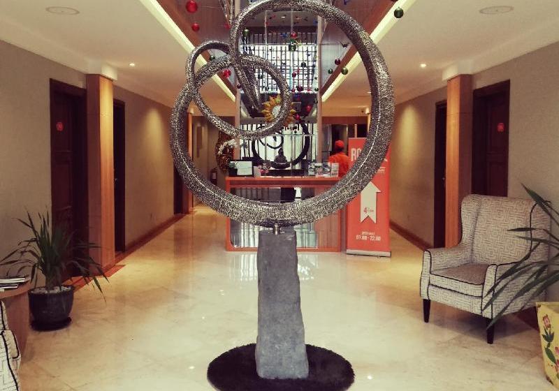 Otel The Nyaman Jakarta