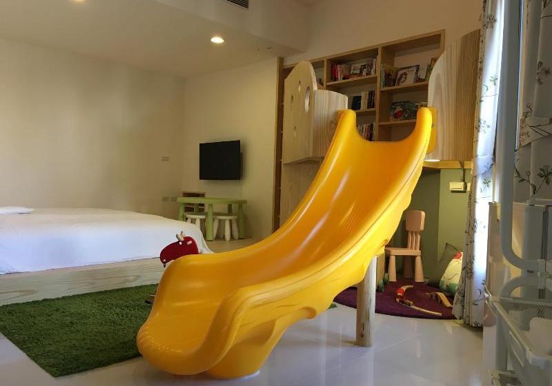 Hotell Traveler Home