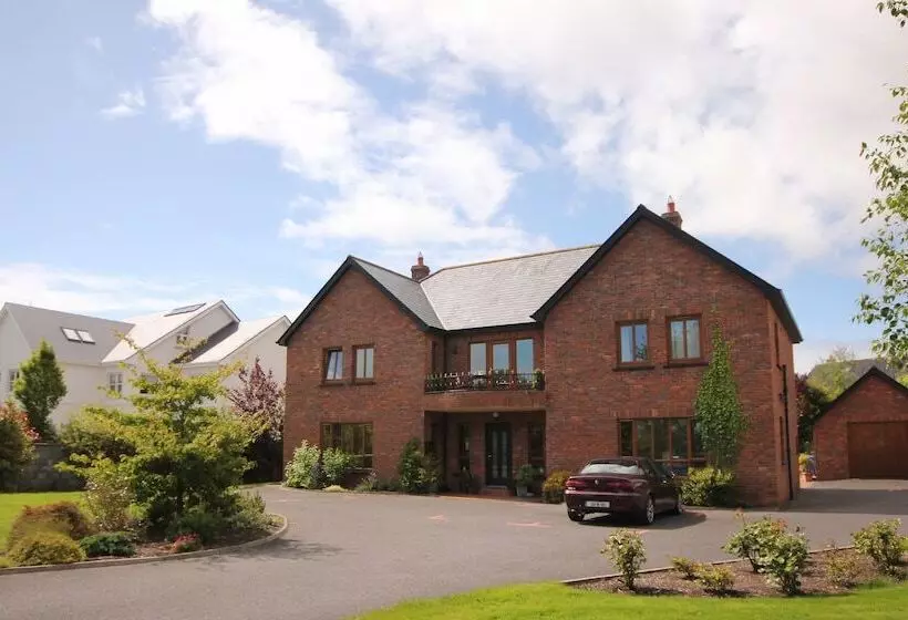 צימר Oranhill Lodge Guesthouse