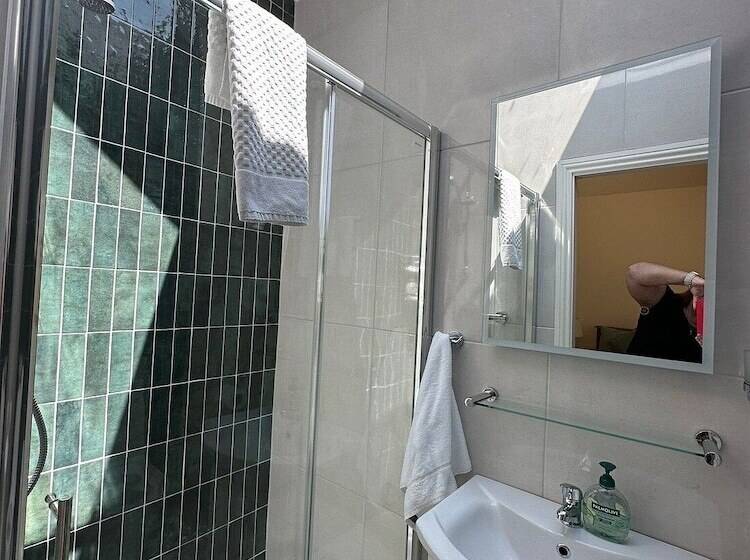 צימר Oranhill Lodge Guesthouse