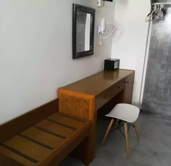 Family House Faliraki Studios Apartments