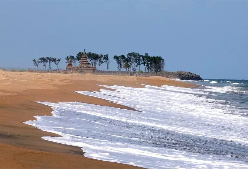 酒店 Chariot Beach Resort