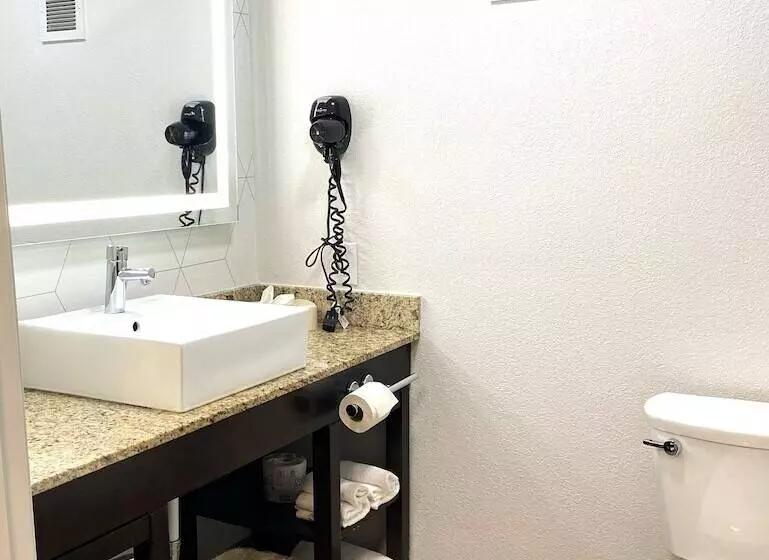 호텔 Comfort Suites Columbus