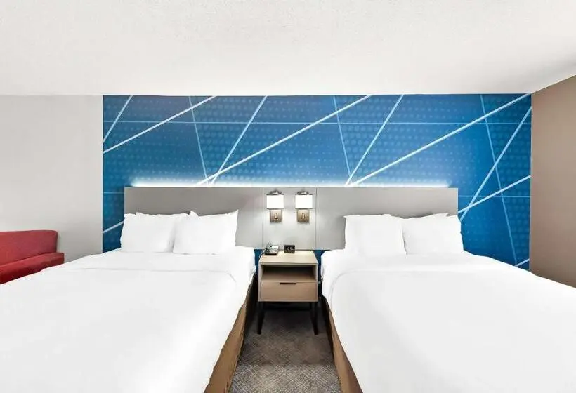 هتل Comfort Suites Columbus
