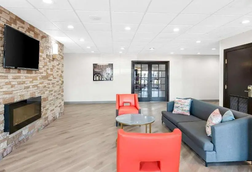 هتل Comfort Suites Columbus