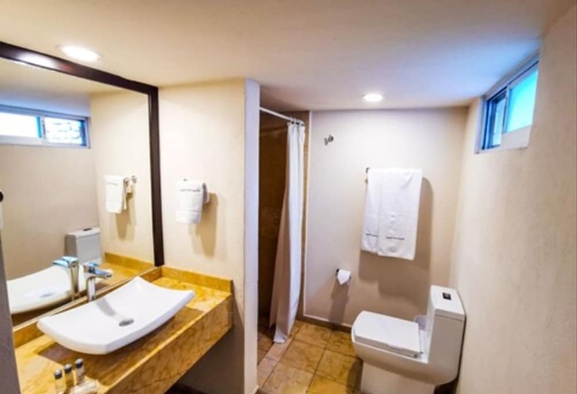 Country Hotel & Suites