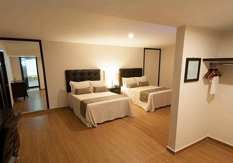 Country Hotel & Suites