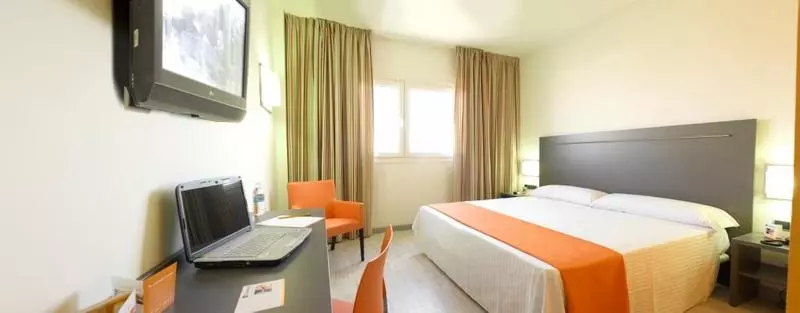 Отель H2 Fuenlabrada