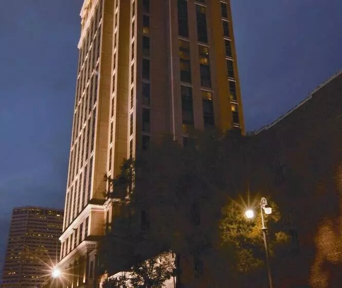 ホテル Caesars New Orleans