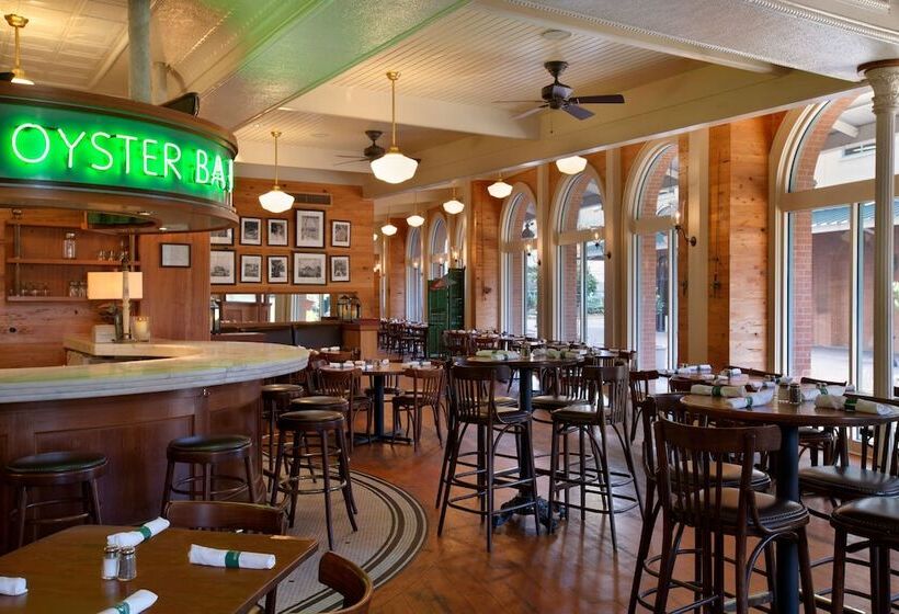 فندق Caesars New Orleans