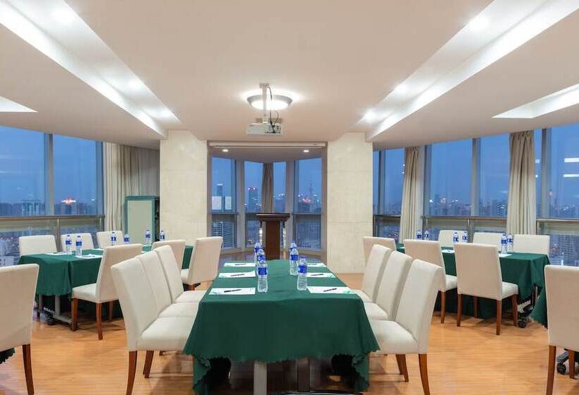 Otel Holiday Inn Shanghai Jing An By Ihg