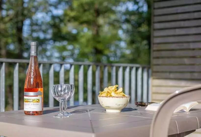 Отель Madame Vacances Les Cottages De Valjoly