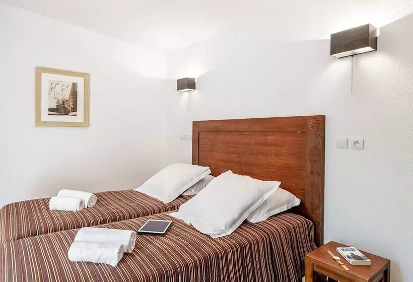 Отель Madame Vacances Les Cottages De Valjoly