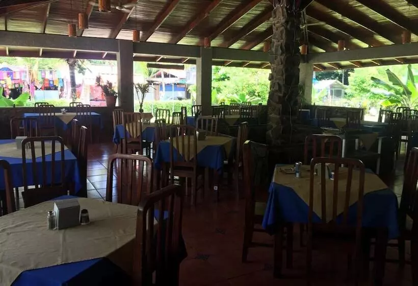 هتل Manuel Antonio Park