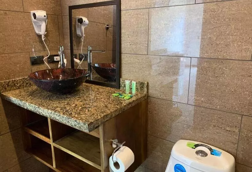 هتل Manuel Antonio Park