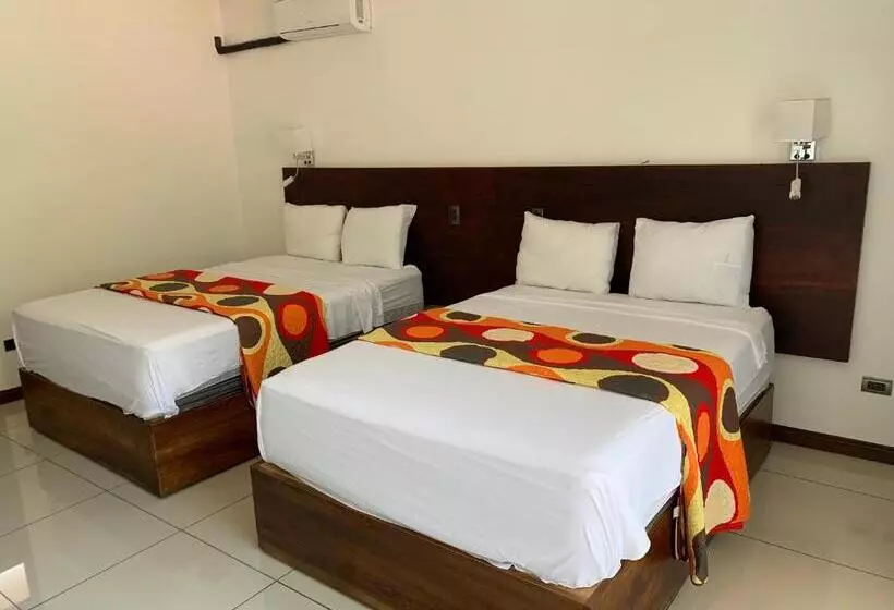 هتل Manuel Antonio Park