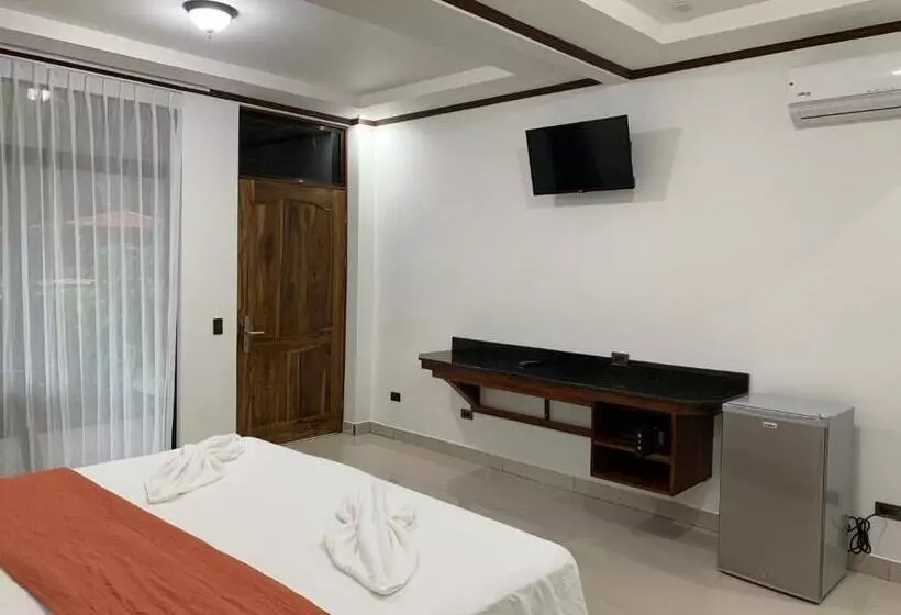 هتل Manuel Antonio Park