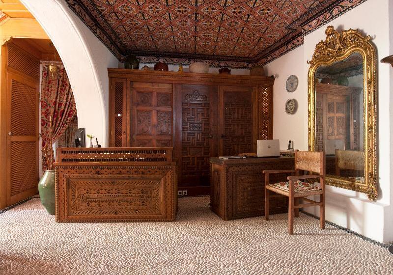 Отель Melenos Art Boutique