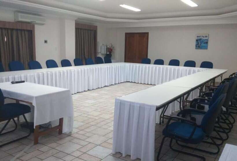 ホテル Metropolitan