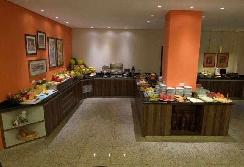 ホテル Metropolitan