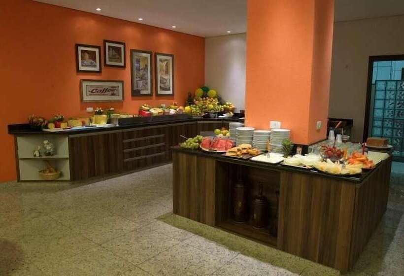 ホテル Metropolitan