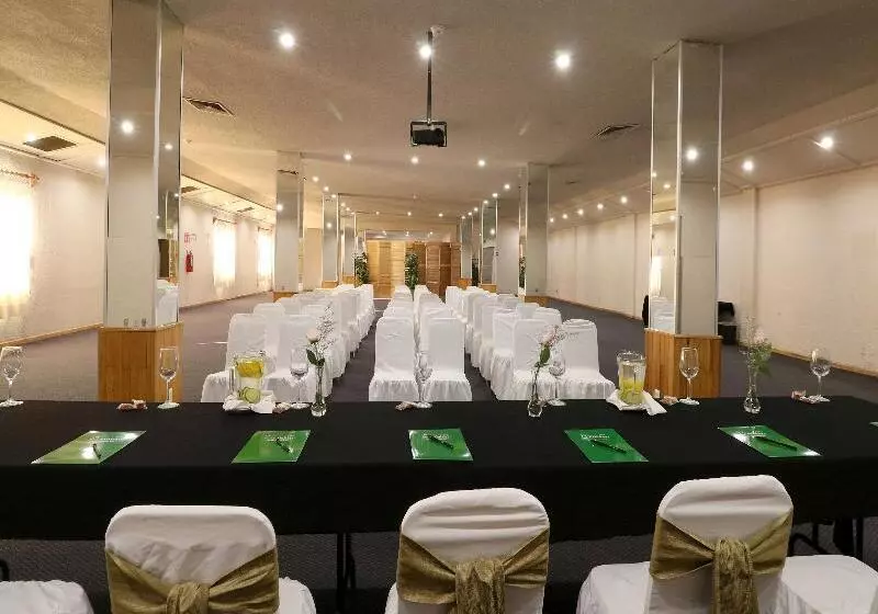 هتل Mision Aguascalientes Zona Sur