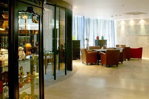 ホテル Qu Apart Tel