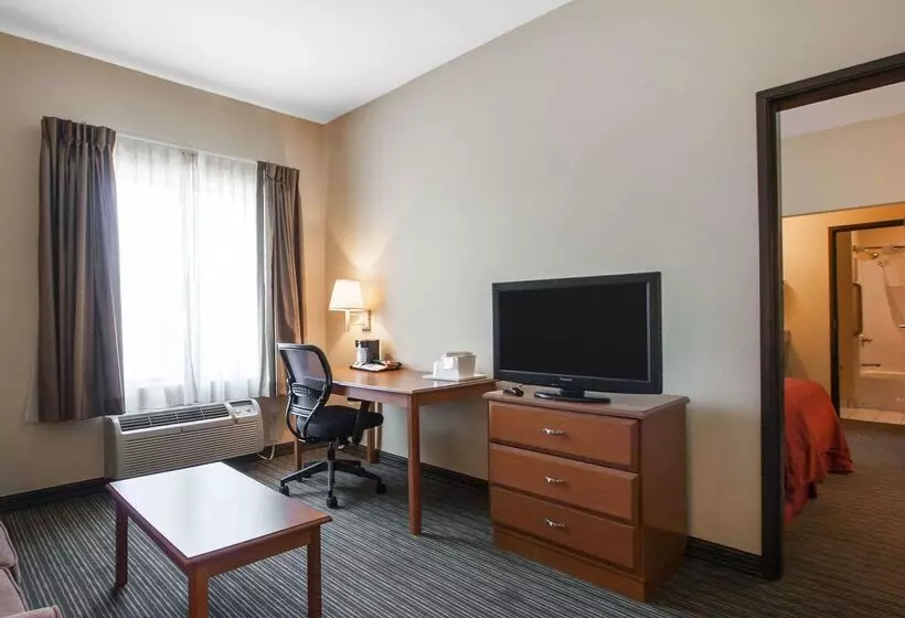 هتل Quality Inn Joplin I44