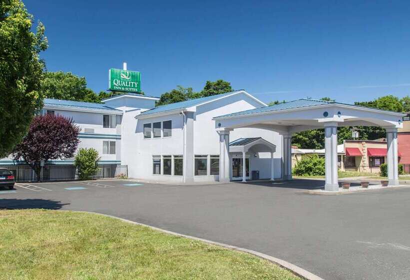 فندق Quality Inn & Suites Danbury Near University