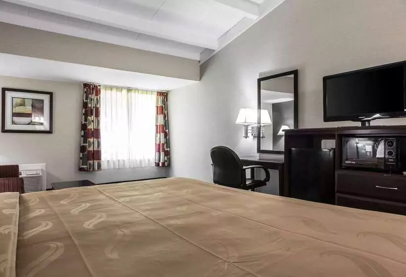 酒店 Quality Inn & Suites Danbury Near University