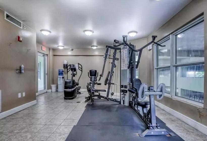 호텔 Rentals At Waters Edge Condominiums